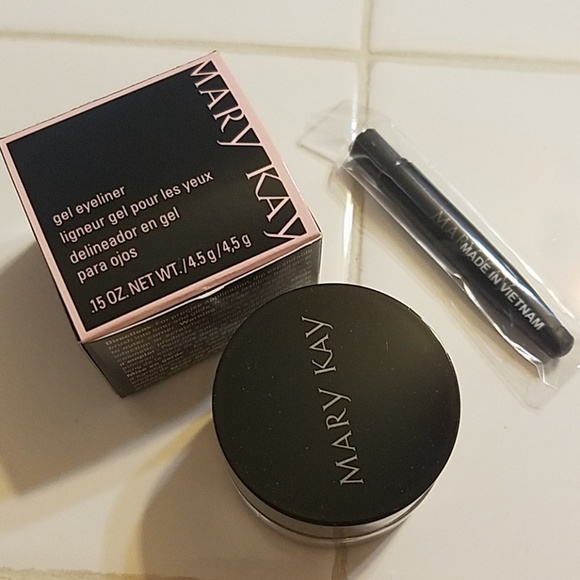 Mary Kay Makeup Gel Eyeliner Mary Kay Poshmark